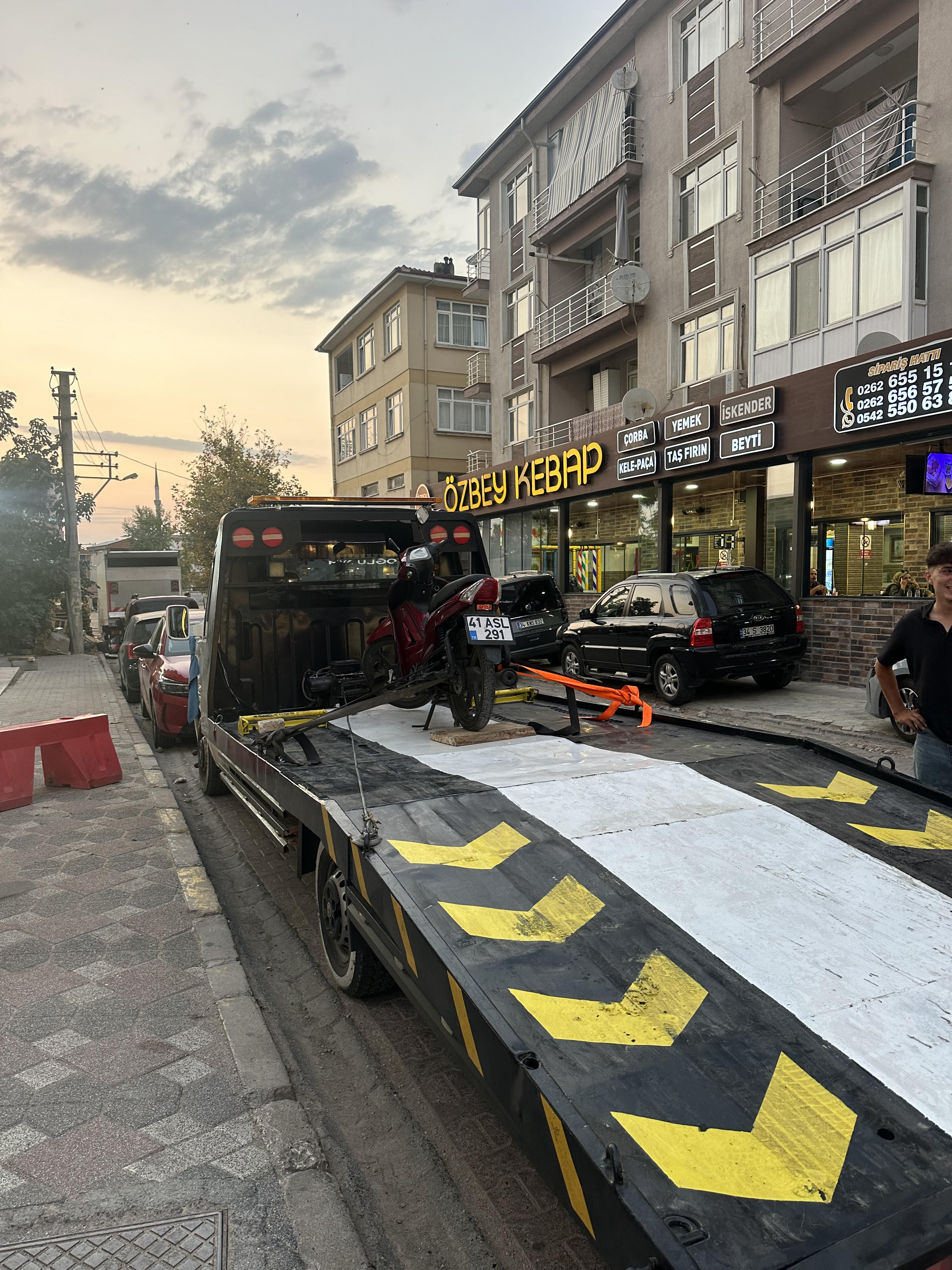 Kocaeli Çekici En Yakın Çekiçi